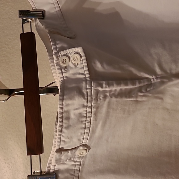 Shorts - Picture 5 of 8